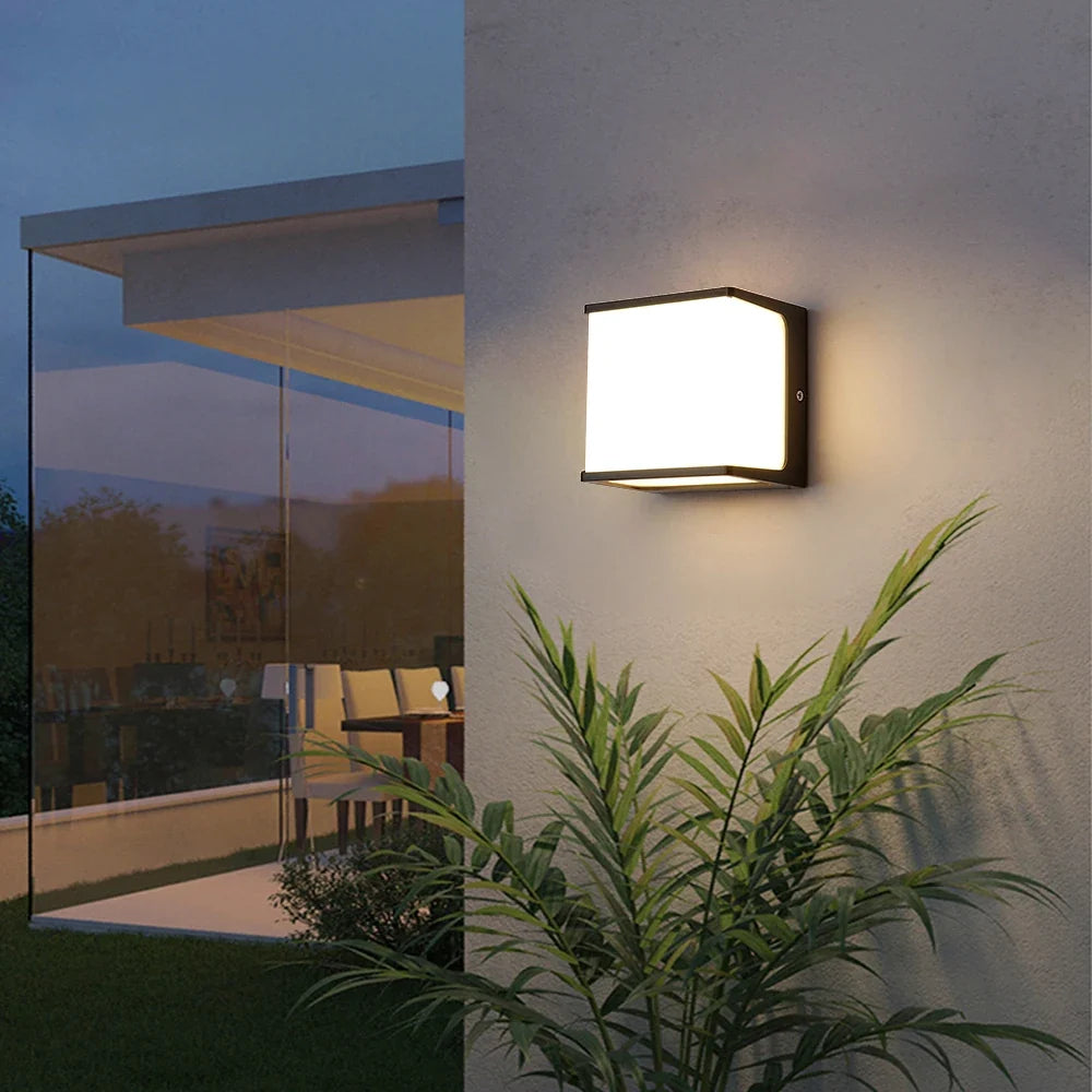 AeroCube LED Outdoor Wall Light