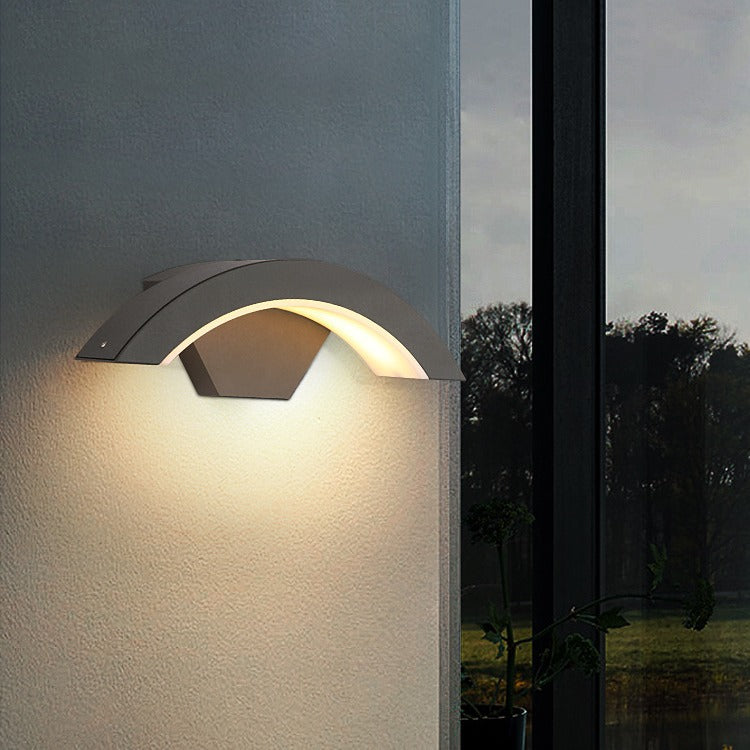 Outdoor Wall Light Aluminium Arc LED IP65 Waterproof