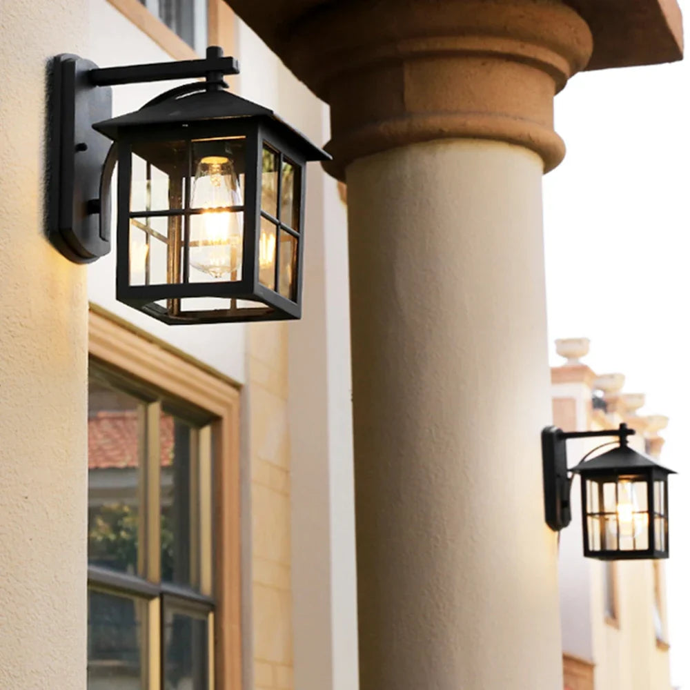 Camden Vintage Outdoor Wall Lantern